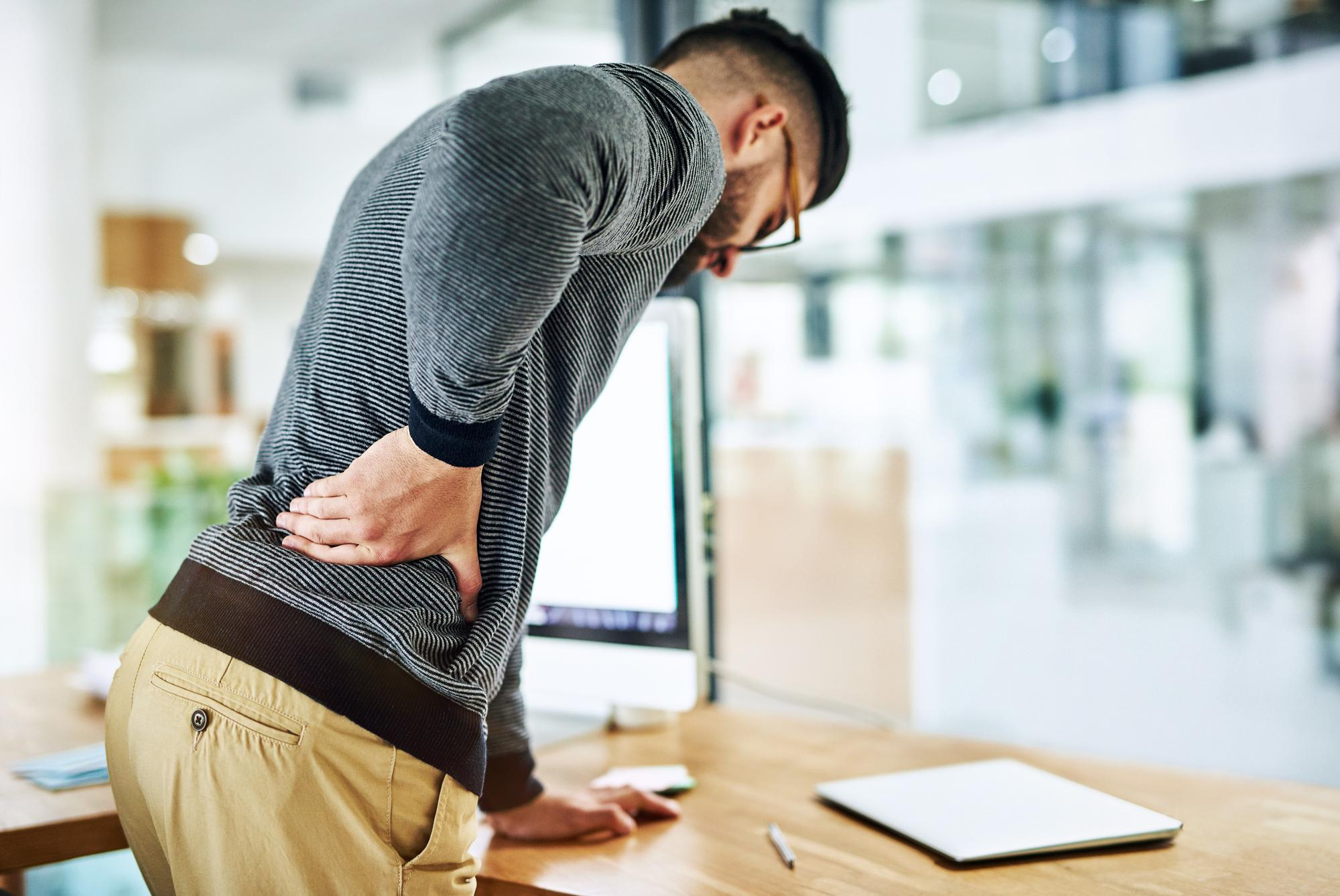 Causes of middle back pain